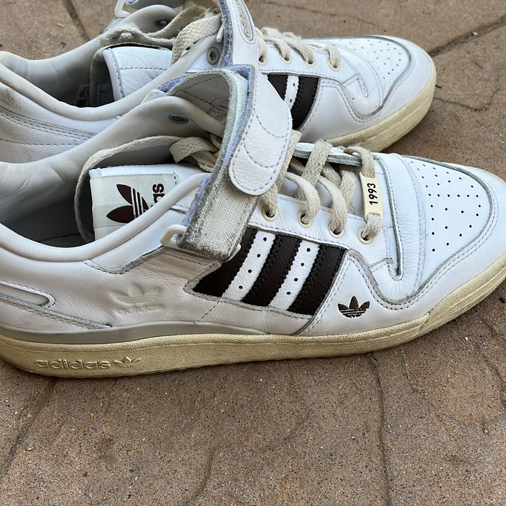 Adidas - Picture 3 of 8